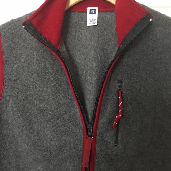 Gap Women Vintage Vest Jacket Gray Maroon Fleece Full Zip Pockets Medium. - Picture 8 of 11